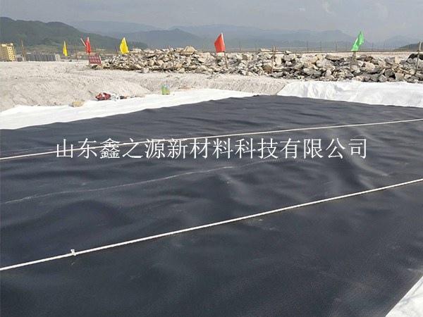 沼氣池黑膜施工的具體要求：精細施工，確保高效運行